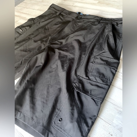 Iron Co Shorts Men's Size 40 Stretch Performance Hybrid Cargo Blacksoot - Picture 4 of 8